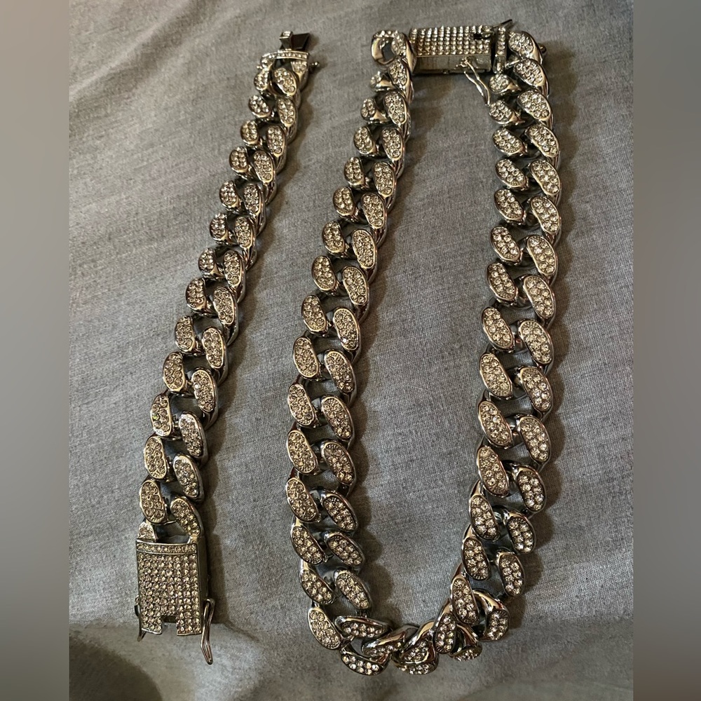 Ice clique necklace and bracelet set